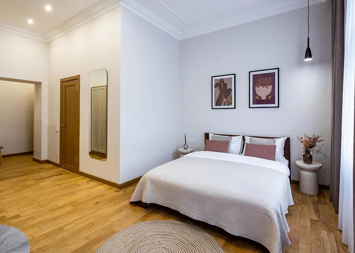 Doroshenka Premium * Lviv